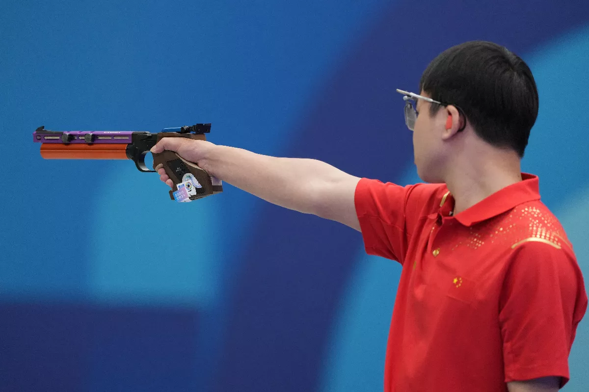 奧運／中國第3金 謝瑜男10米空氣手槍逆轉封王