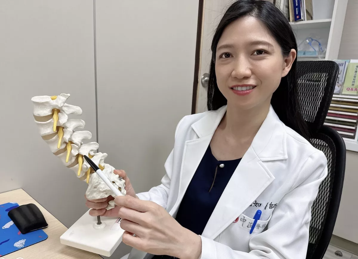 腰痛延伸及臀、腳　竟是坐姿不良導致腰椎脫滑