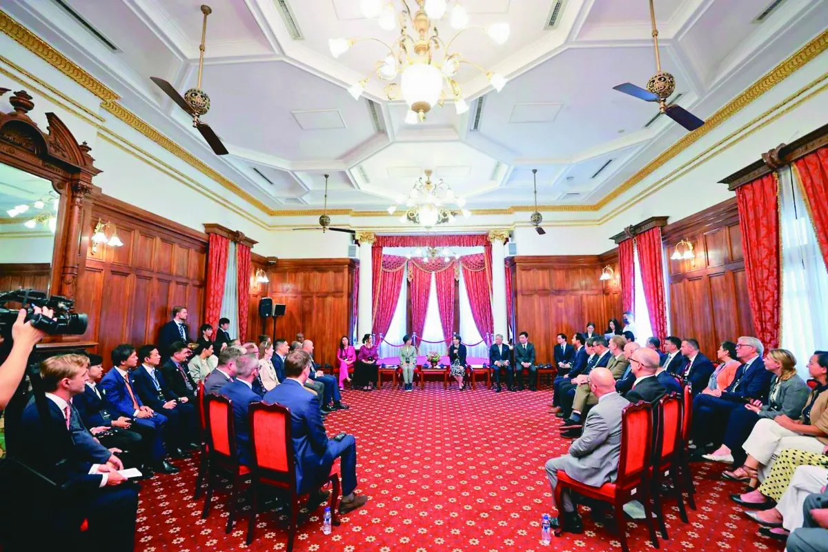 賴：對等尊嚴下 願與陸交流