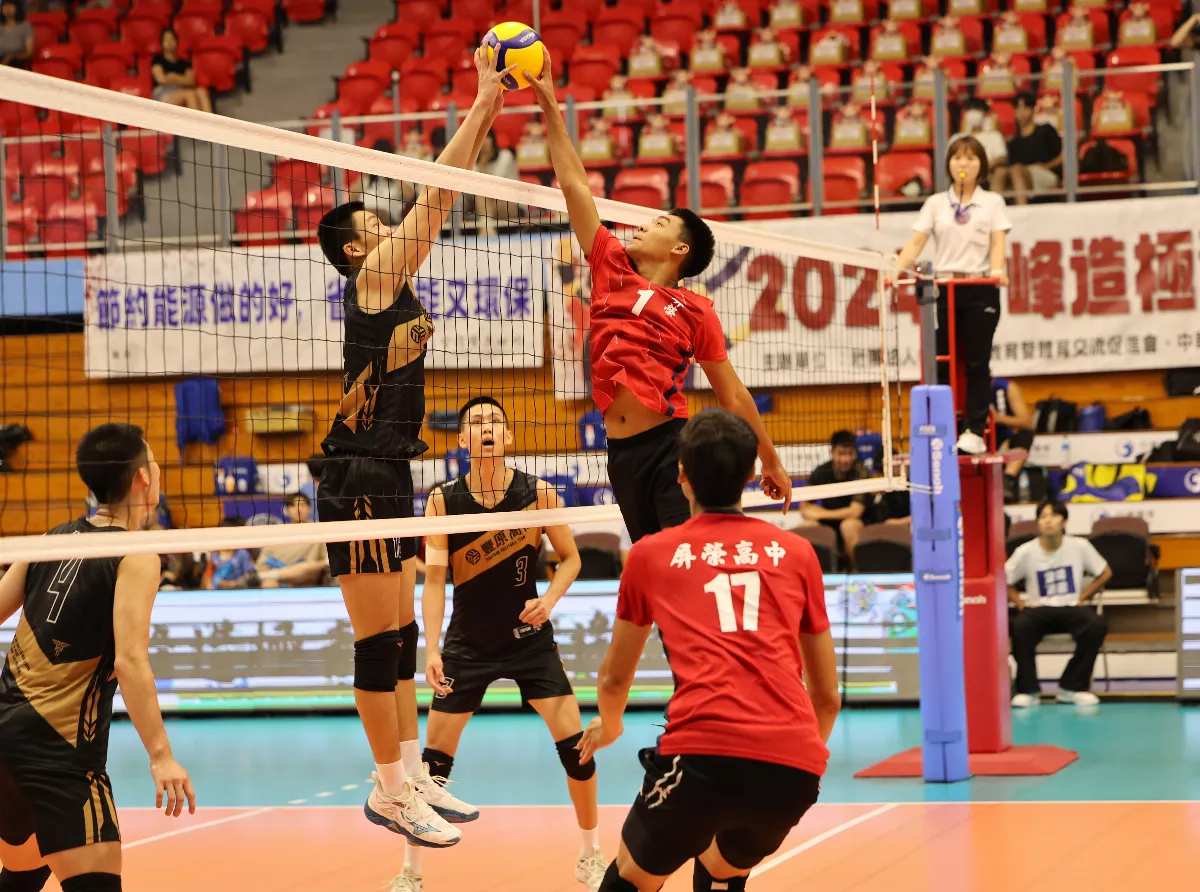 排球／從屏東北漂打登峰造極 枋寮、屏榮共享車資