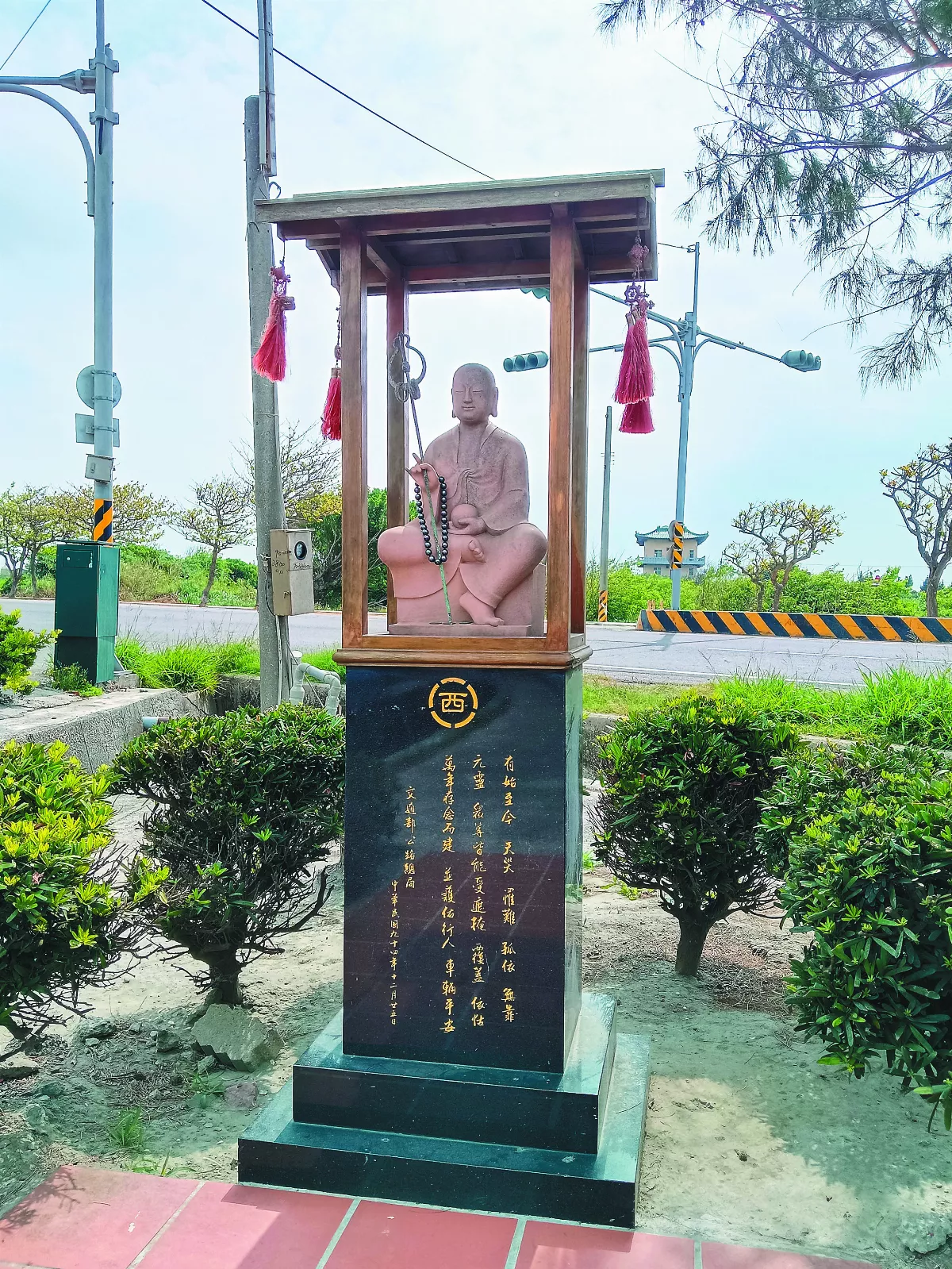 【島嶼拼圖】公路旁的地藏王菩薩