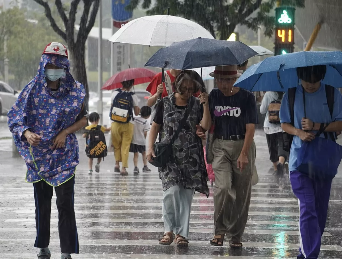 瑪莉亞颱風不直接影響台灣 今明各地天氣不穩