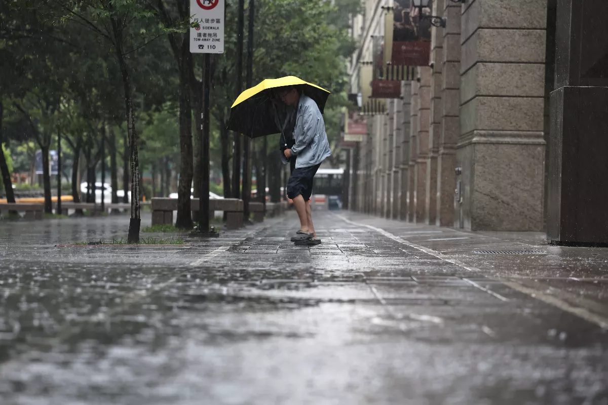 西南風水氣增 今夜南台灣慎防大雨