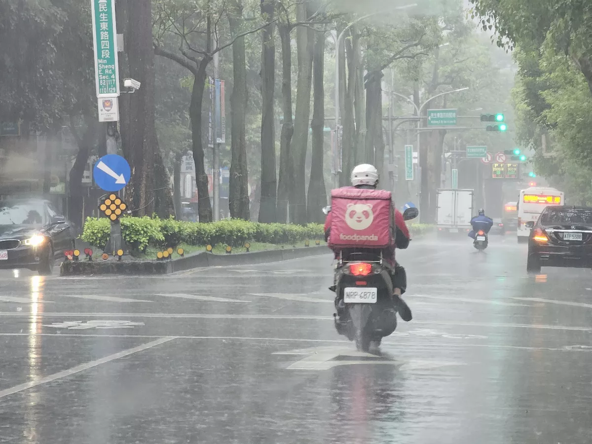 豪大雨襲全台   台北、新北、台南淹水警戒