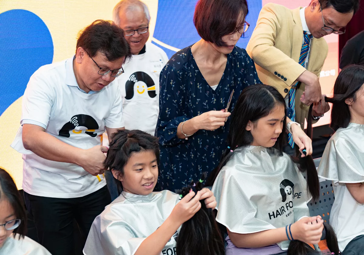捐髮當生命教育　小朋友、鋼鐵男愛心響應