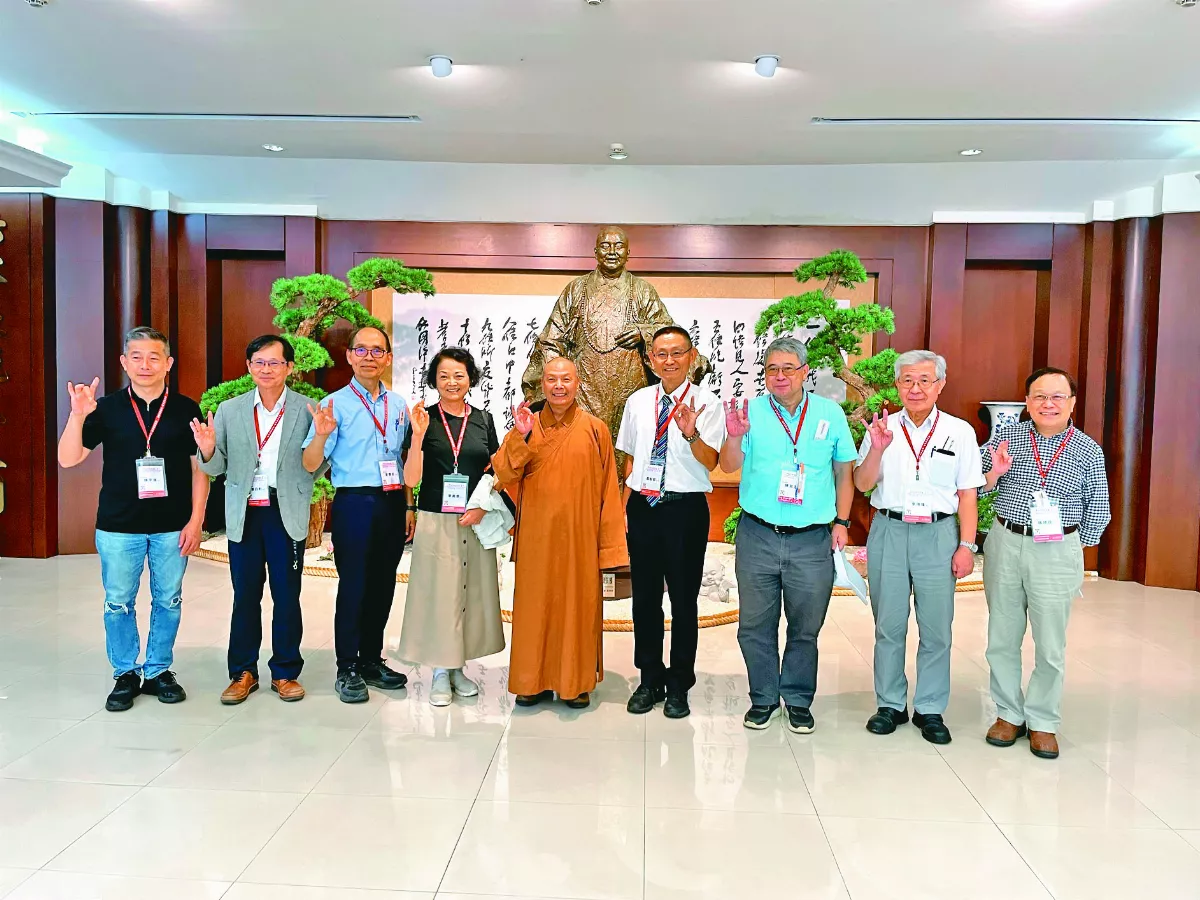 國家建築金獎評審訪佛光山  體會建築精神