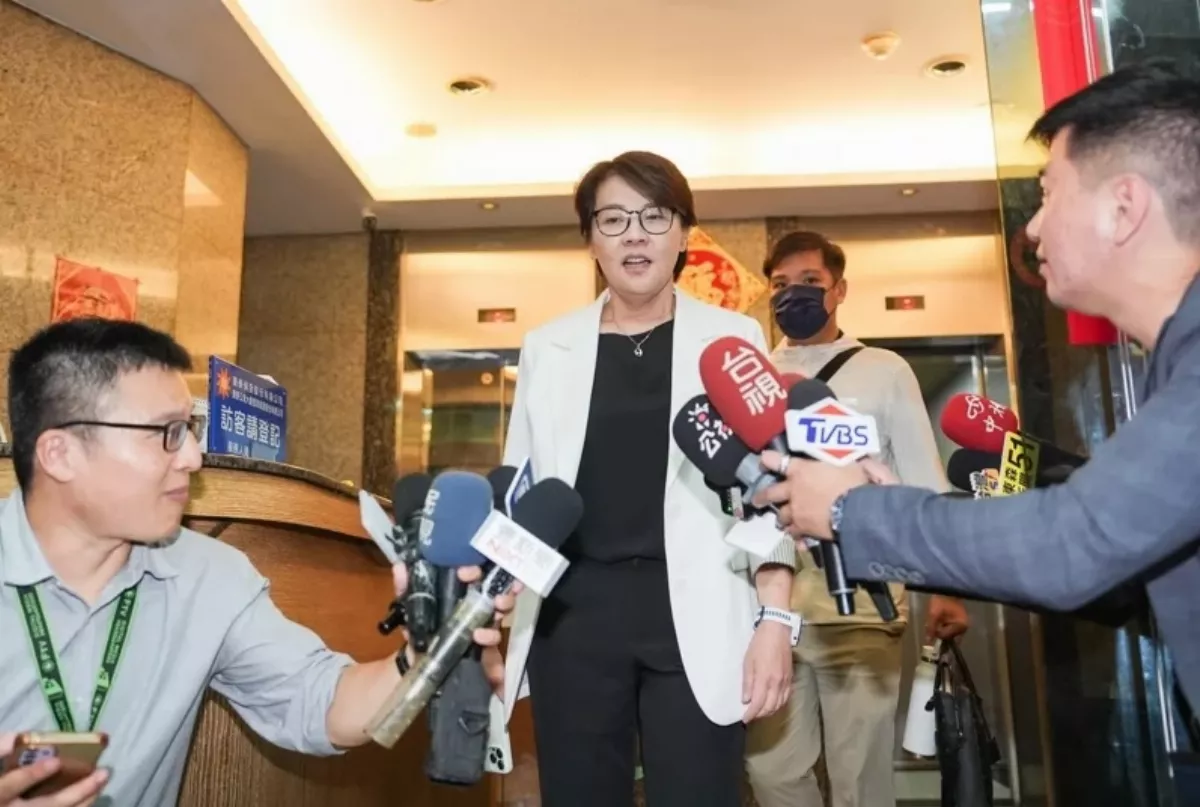 民眾黨中評會懲處黃珊珊停權 李文宗、端木正除籍