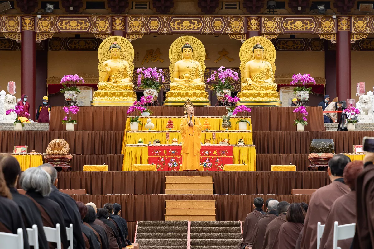 North America Water and Land Dharma Service: Venerable Tzu Jung Exhorts Buddhists to Cultivate the Three Supports