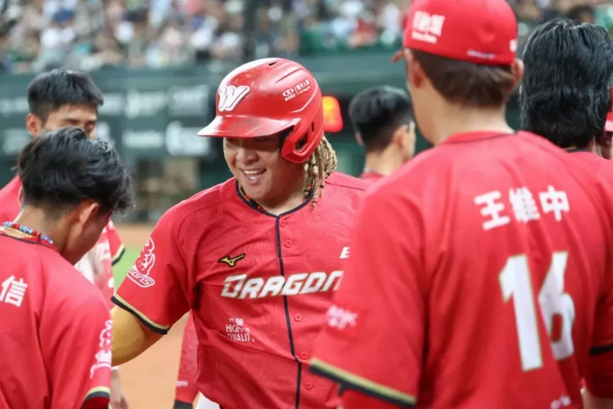 中職／龍隊狂掃本季最多21安 單場14分大勝雄鷹
