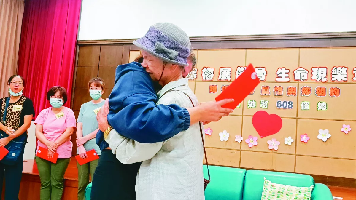 愛心嬤53年捐1320萬 助608位單親媽