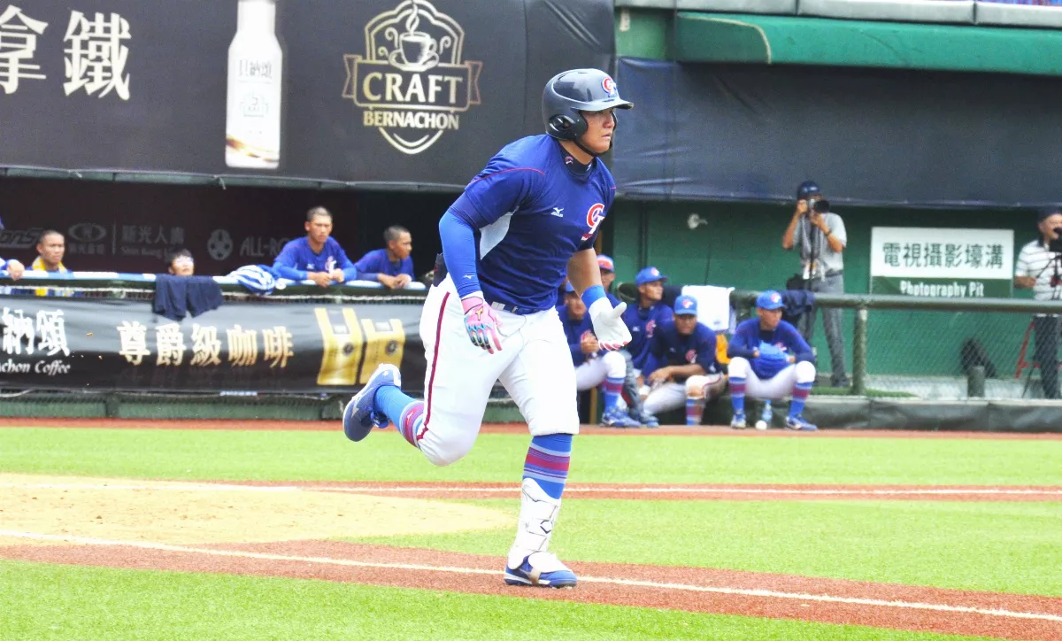 棒球／U18打敗學長 張趙紘棒打張峻瑋2分砲