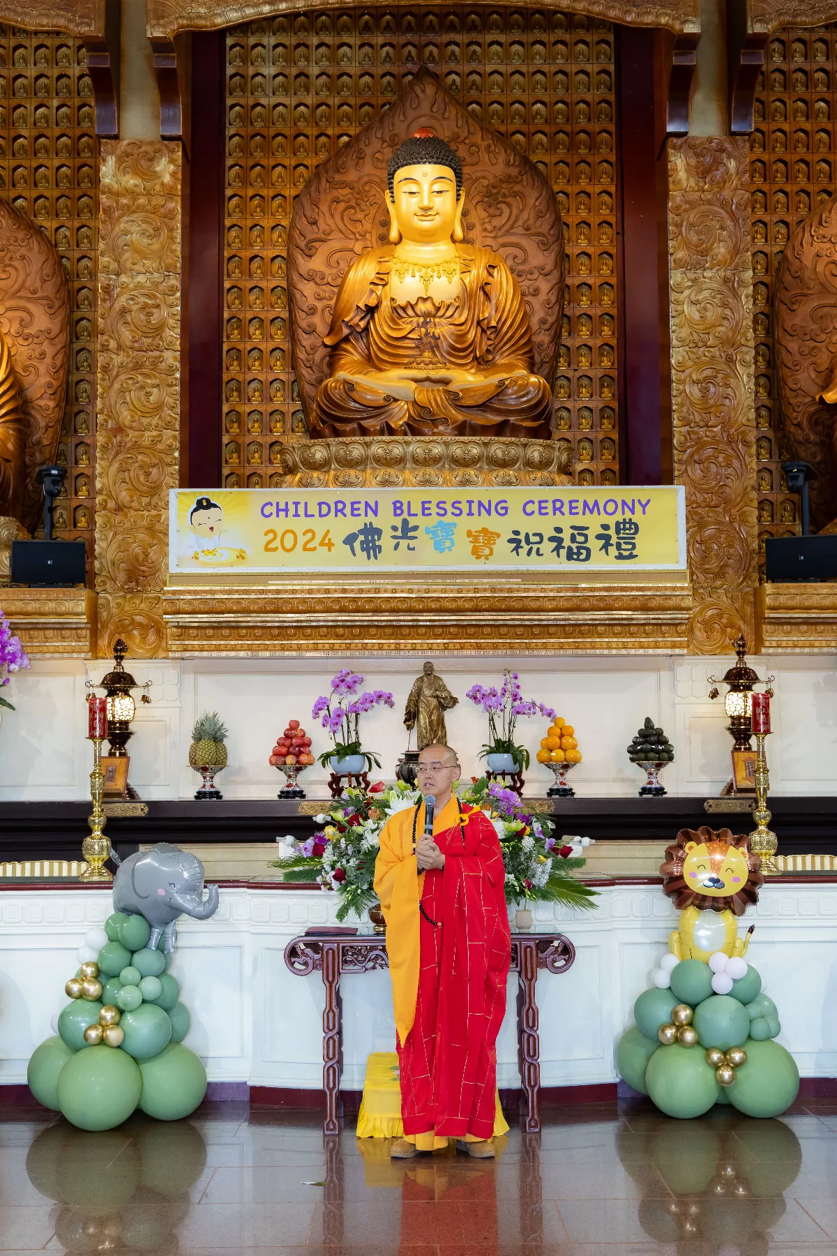 Hsi Lai Temple's Buddha's Light Children Blessing Ceremony: Blessings from the Buddhas for the Transmission of Dharma