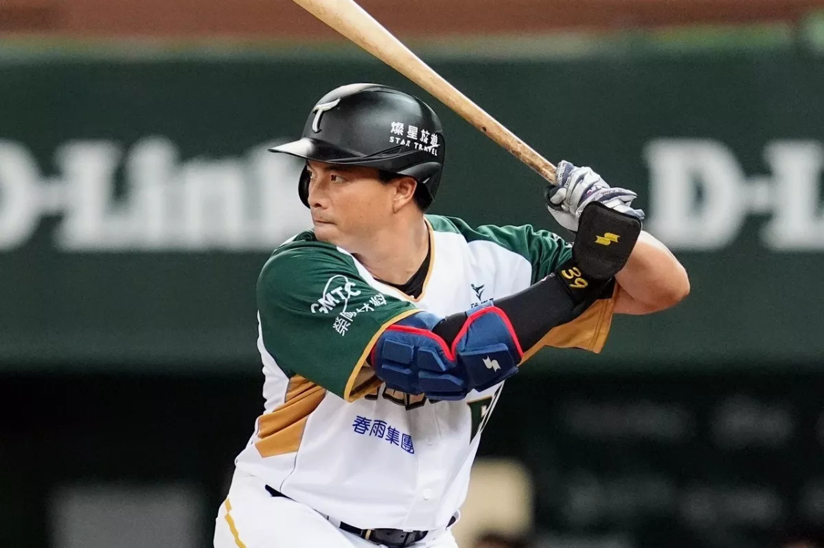 中職／鼻骨斷裂有腦震盪 吳念庭先留院觀察