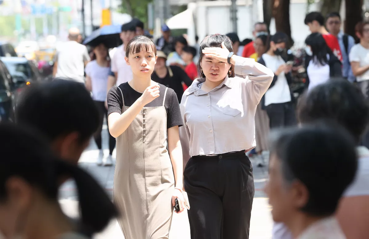 南北天氣兩樣情這裡要慎防雨勢 颱風魔羯最快明生成