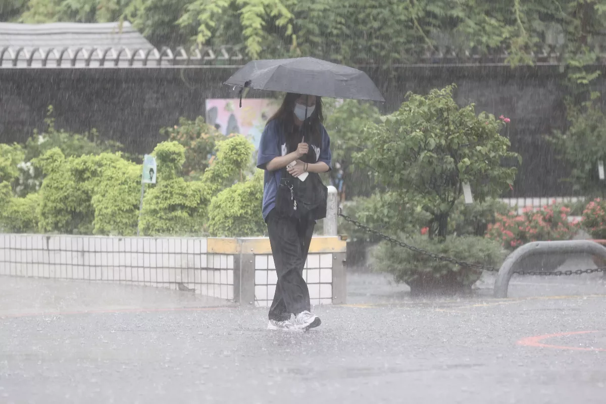 魔羯颱風對台影響有限 明起東半部降雨增