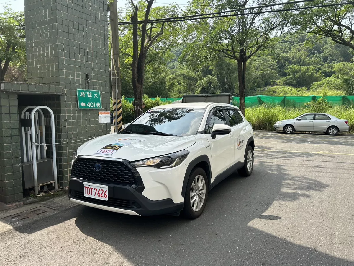 彌補服務缺口 高市49條小黃公車便利長者就醫