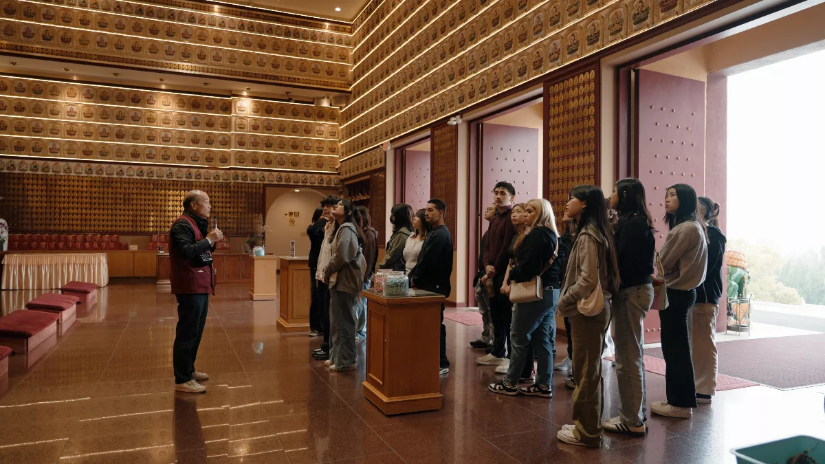 American High School Students Visit Hsi Lai Temple: Meditation Course Plants Seeds of Bodhi