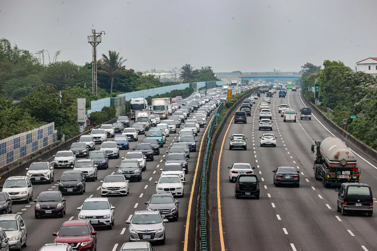 國慶日車潮恐雍塞 國道交管措施出爐