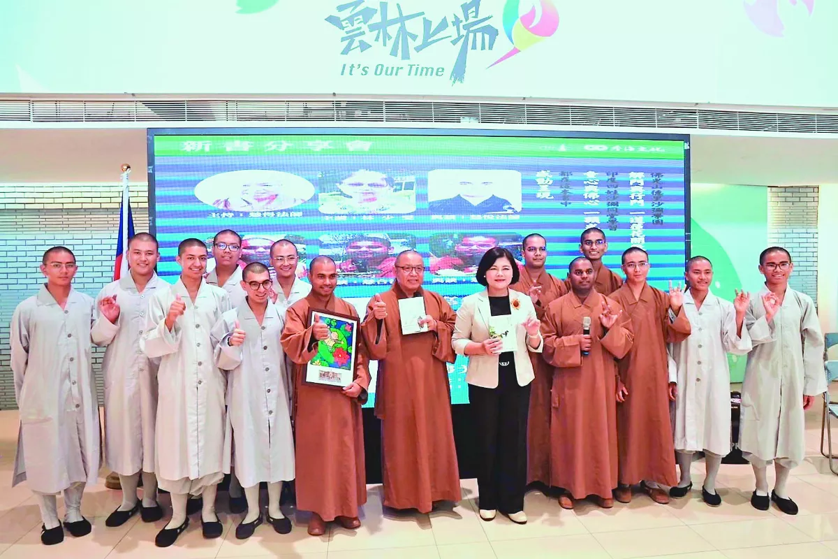 佛光山印度沙彌學園  贈書雲林縣府