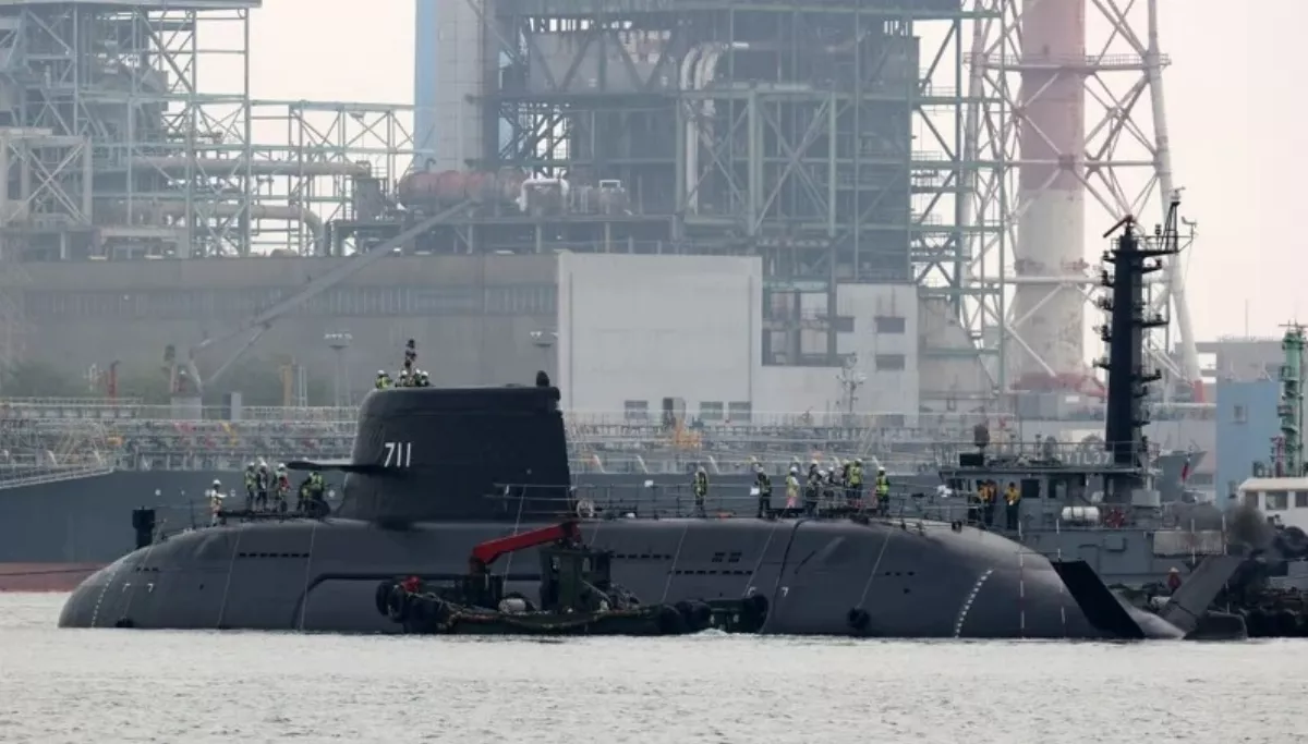 海鯤艦泊港測試傳70項未過 恐延至明年4月海試