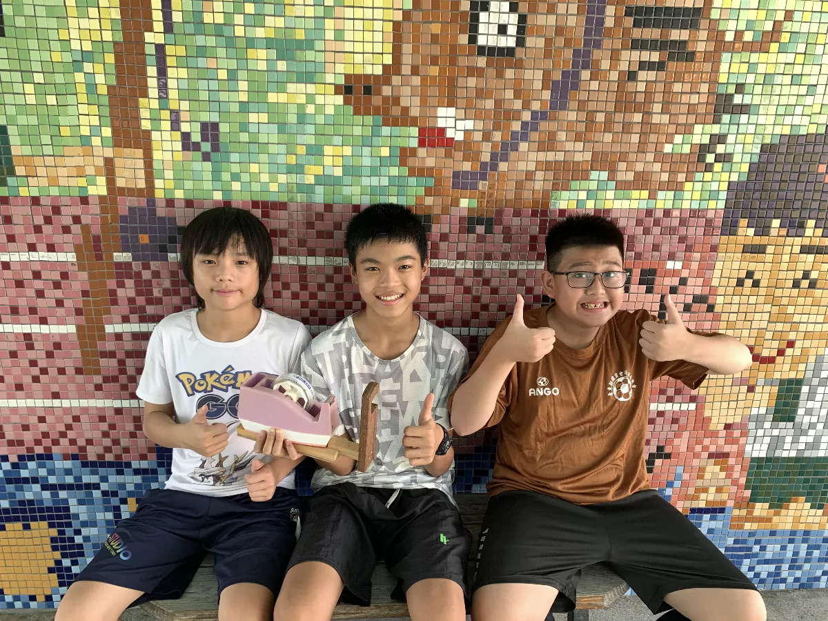 達文西國際發明展「台灣總成績第1」 台東小學生「改造膠台」摘金
