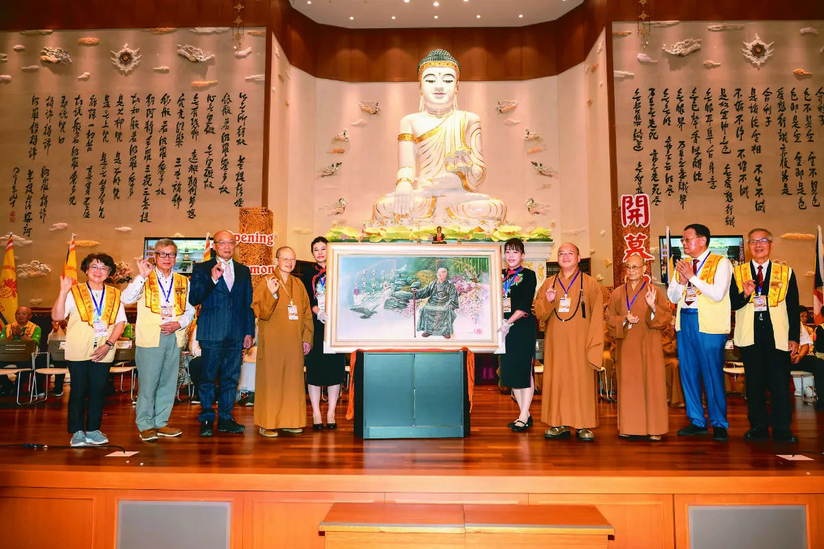 星雲大師寶石畫  典藏鎮寺