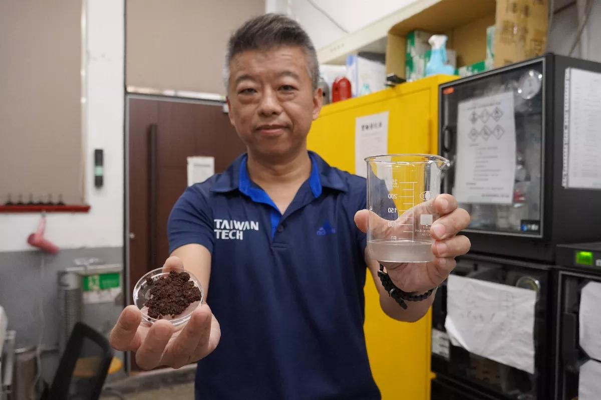從廢棄到高值 咖啡渣變身木炭與美妝原料