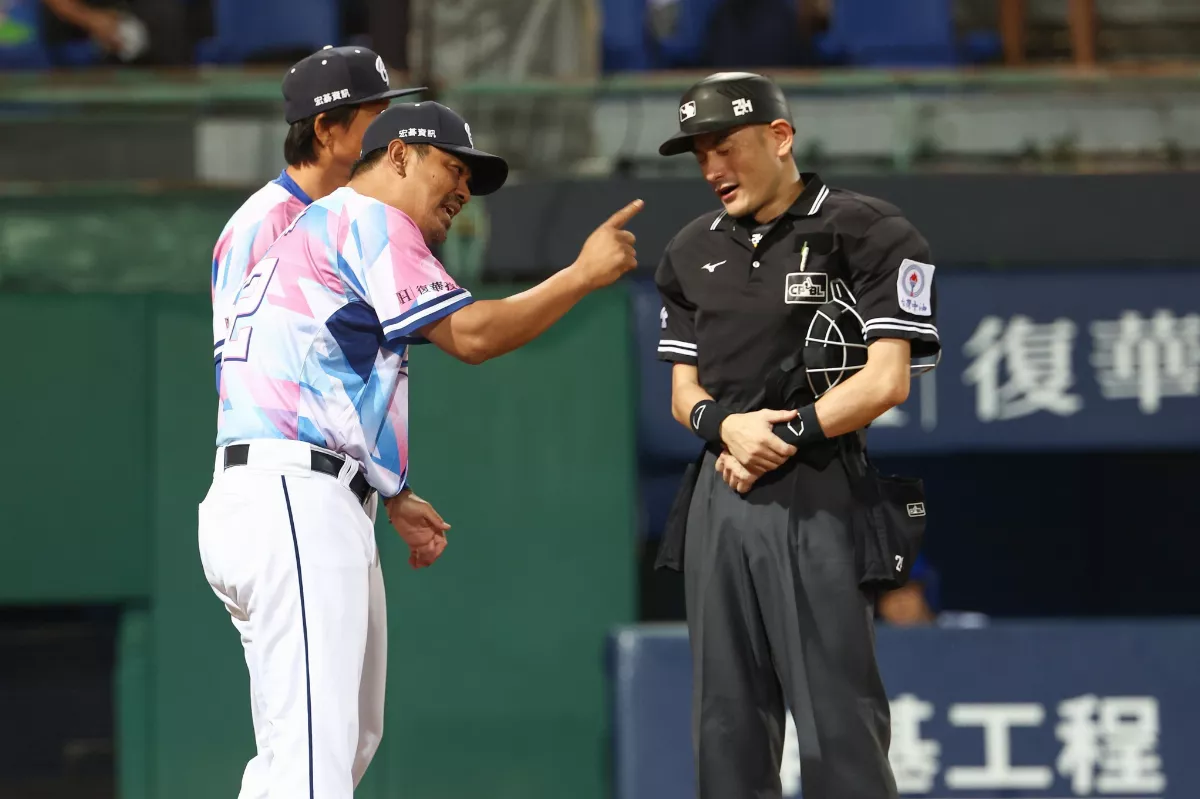 中職／鋒總再次抗議被趕 聯盟承認誤判