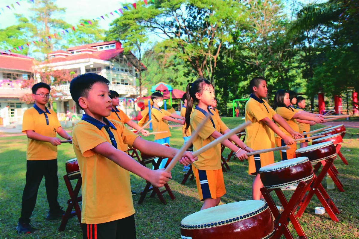 金竹國小 九重葛園終年樂音繚繞