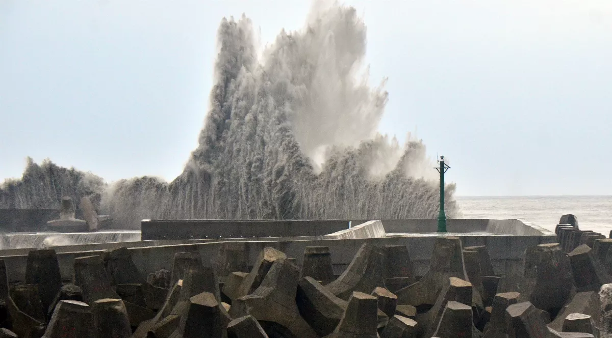 颱風山陀兒續增強 這幾地納入陸警範圍