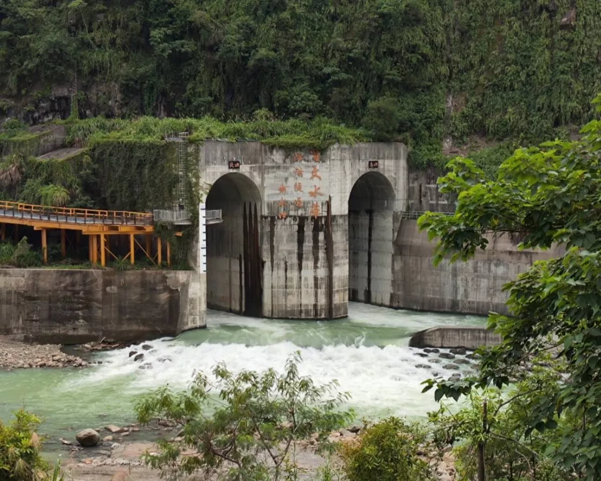 因應颱風山洪發生  曾文水庫大放水暫停滿庫