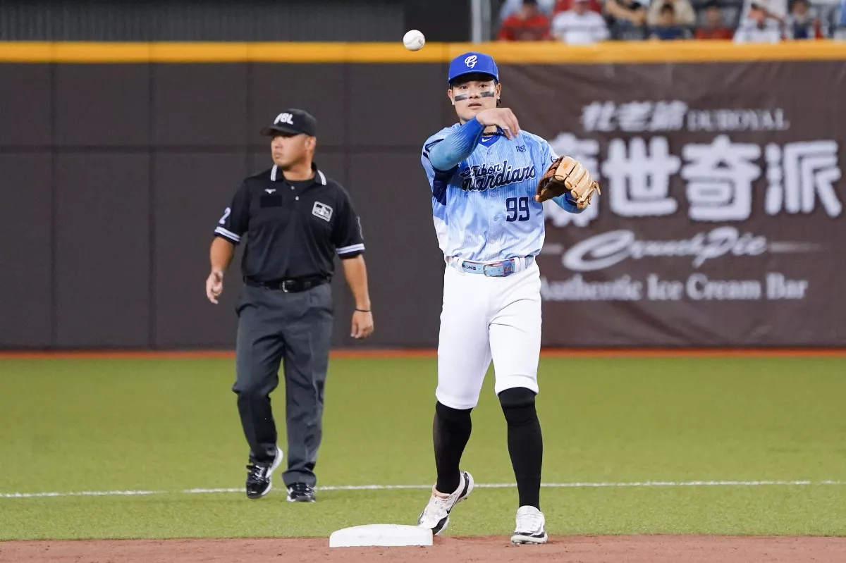 12強／中華隊戰力大打折 張育成因傷不打