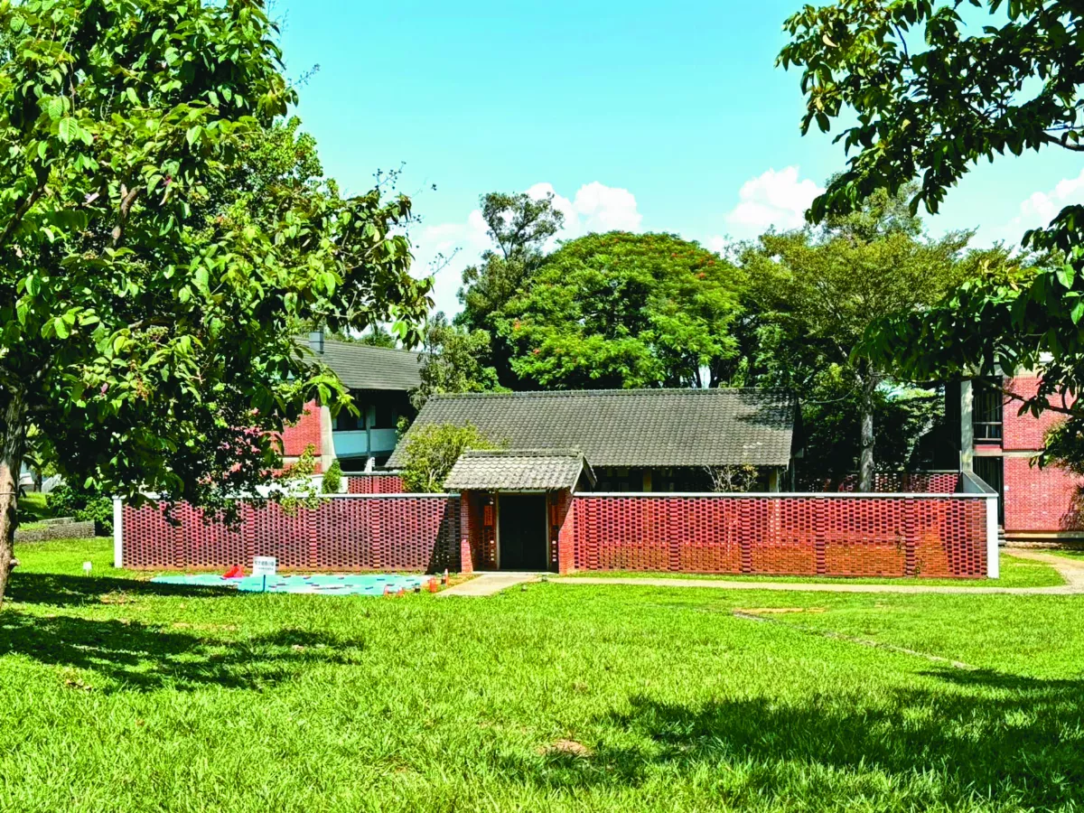 東海書房玫瑰花園