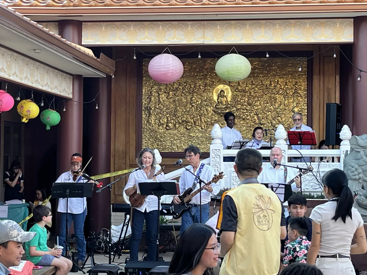 Austin Community comes together for Mid Autumn Festival