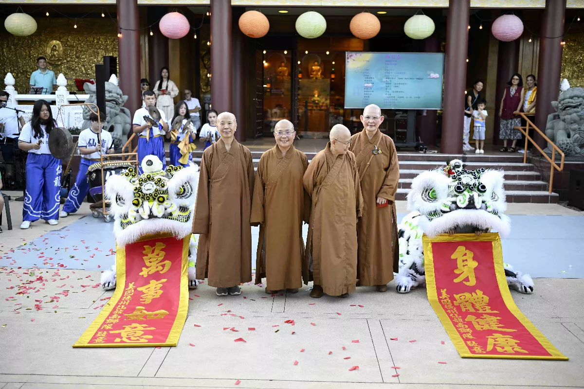 Austin Community comes together for Mid Autumn Festival