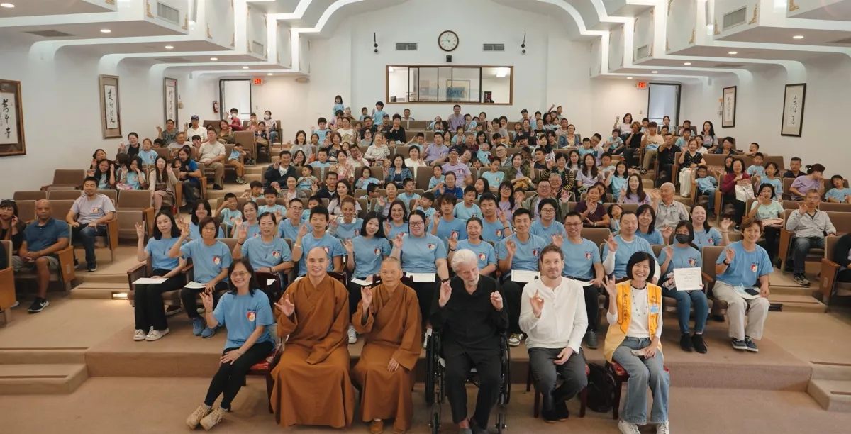 Hsi Lai Temple TAG School Kicks Off New Semester: Inspiring Students of All Ages