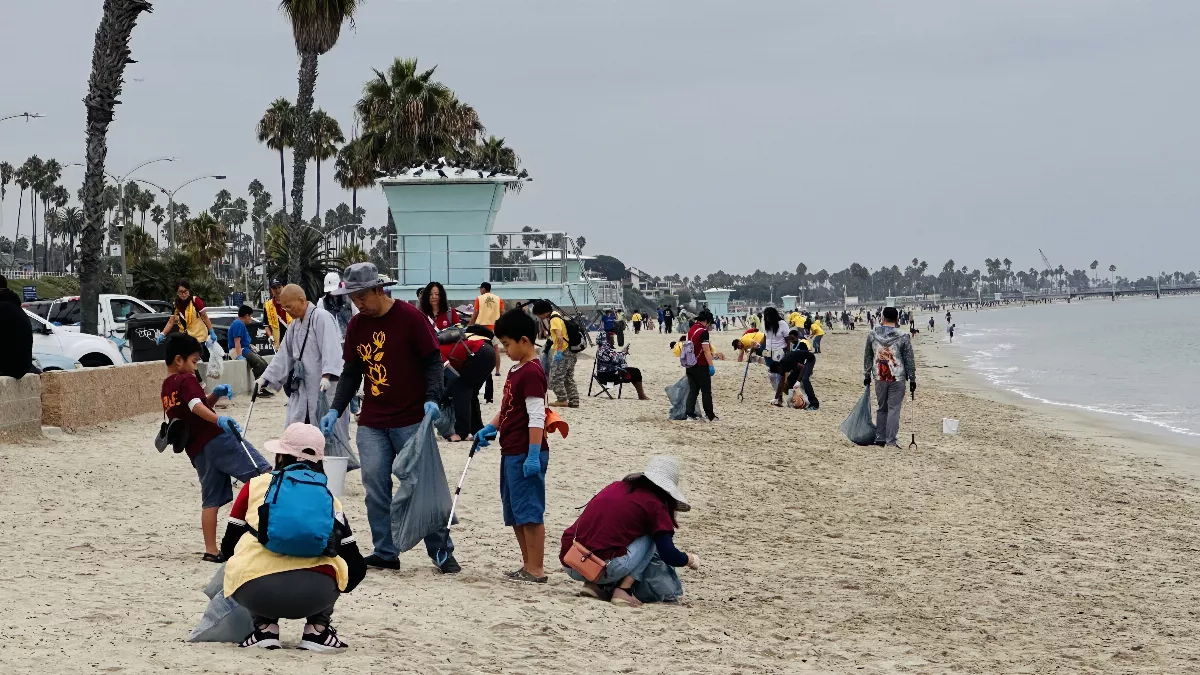 BLIA LA Members Rejuvenate Their Spirits by Cleaning the Beach for International Coastal Cleanup Day
