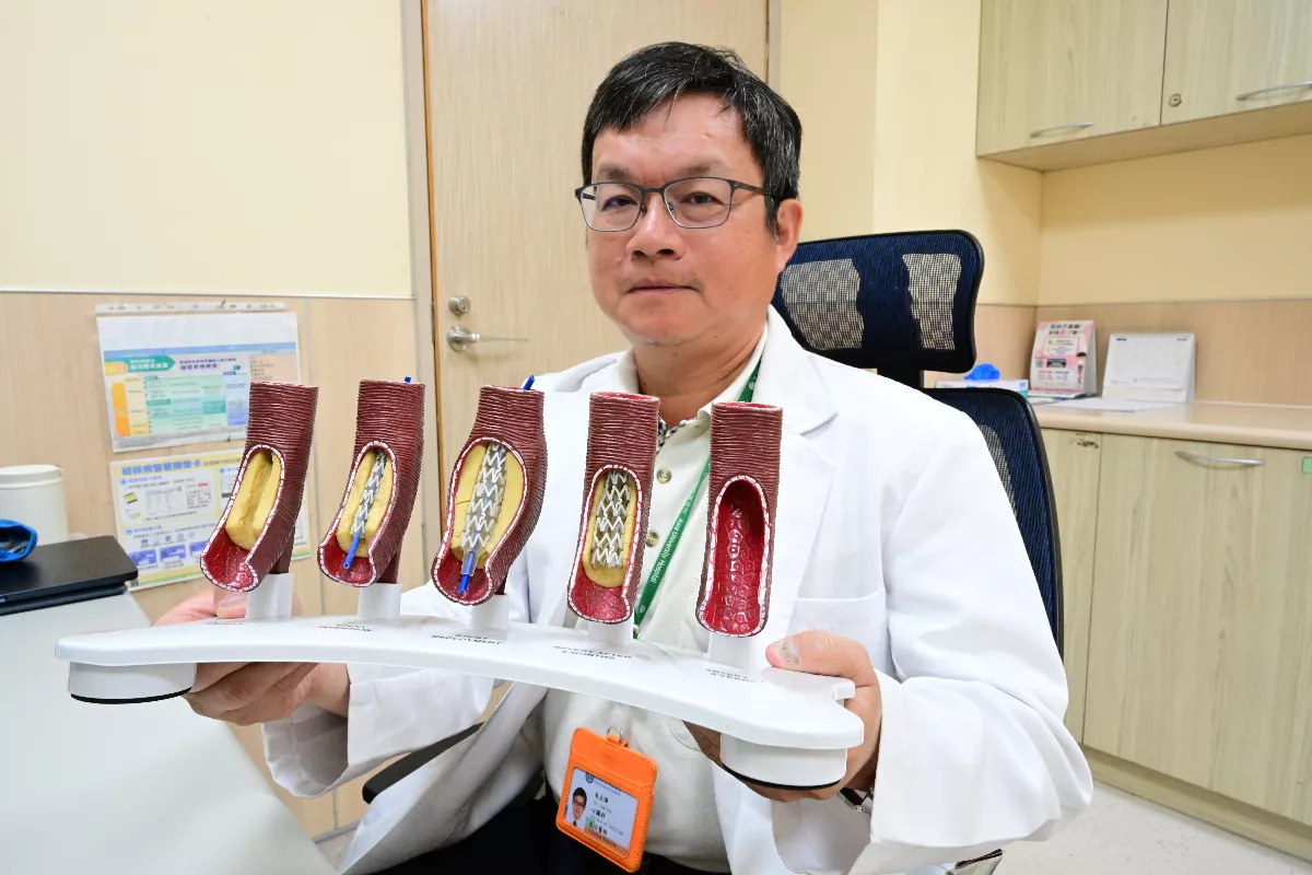 新手爸抱娃上樓心絞痛 醫：留意4個時間點