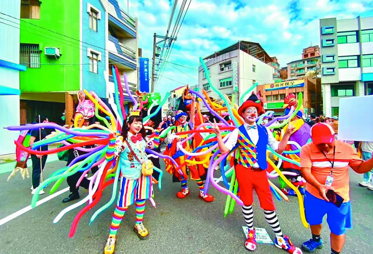 雲林偶戲節 千人踩街