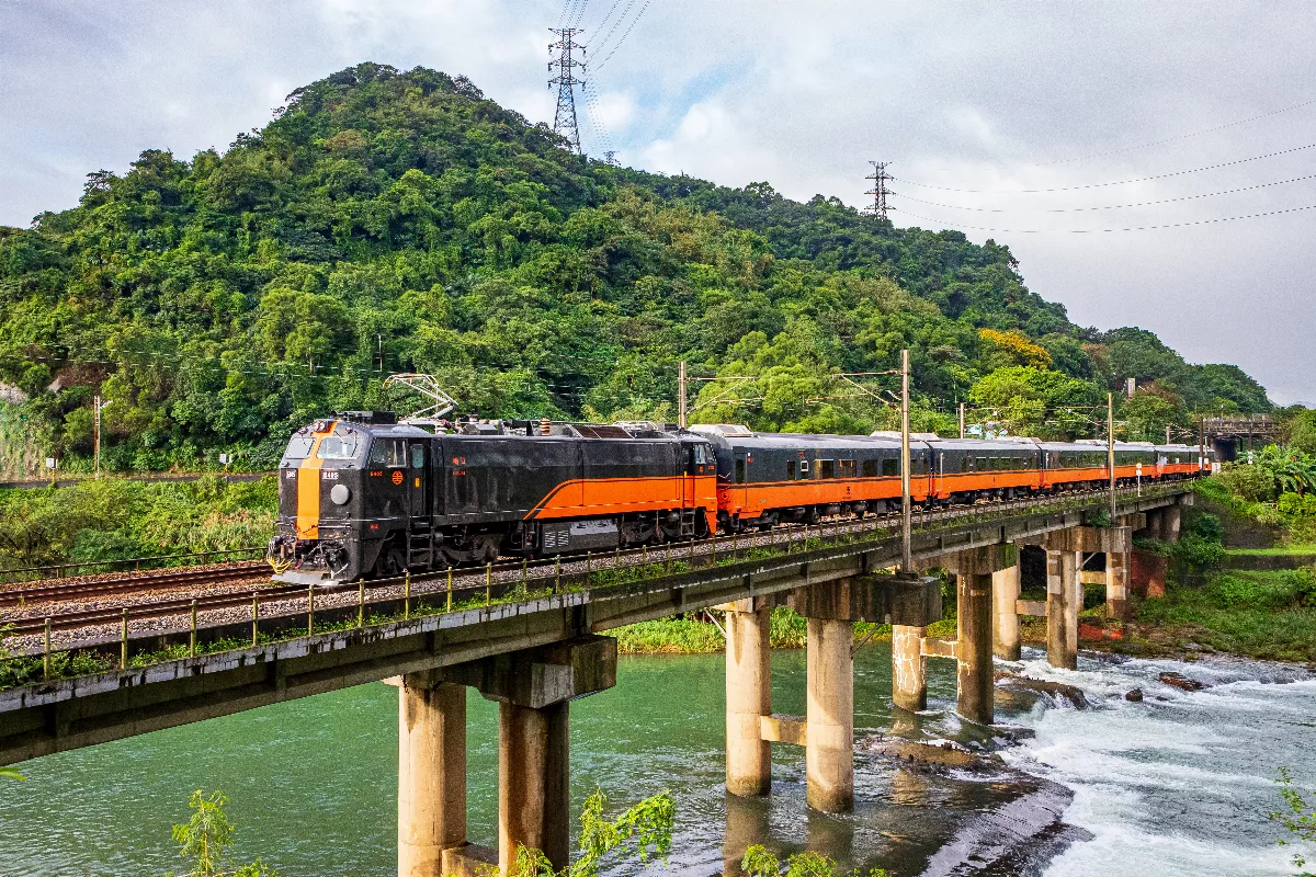 鳴日號漏掛車廂 台鐵遭批複查機制全失靈