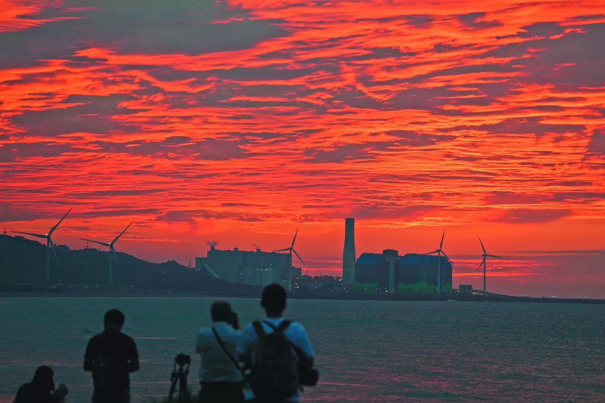 陣雨將至  把握夕陽