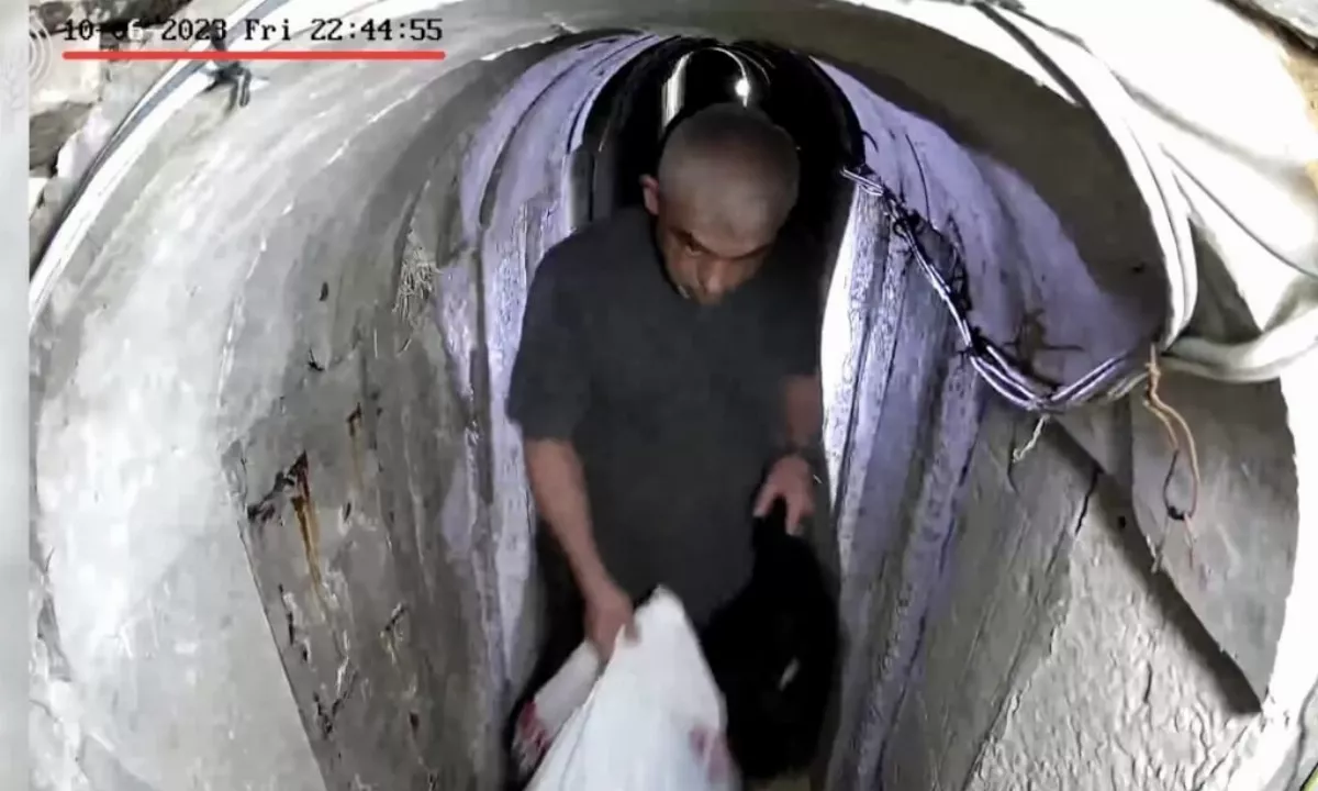 哈瑪斯已故領袖辛瓦 去年攻擊以色列前躲地道畫面曝光