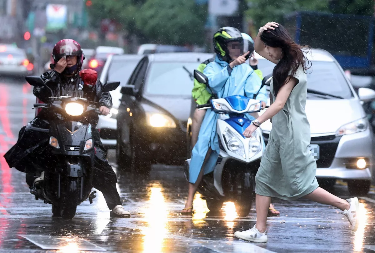 颱風潭美最快今晚生成 未來暴風半徑恐達近300公里