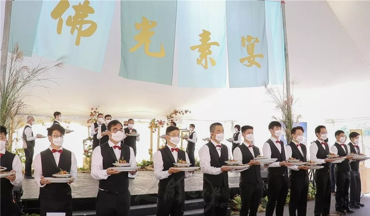 Fundraising Underway for the Construction of Fo Guang Shan Temple of Ottawa - Vegetarian Banquet Gathers Good Affinities