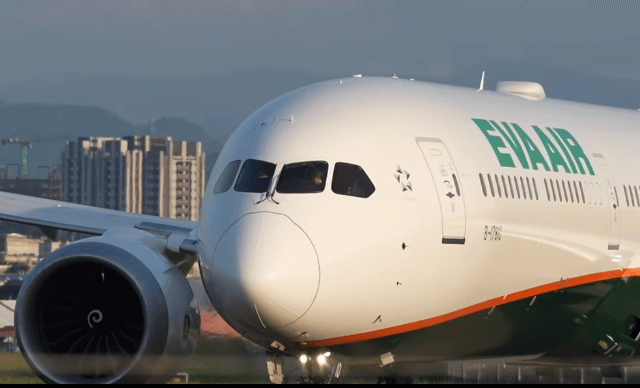 航空四雄上市到齊   明年客貨運需求樂觀