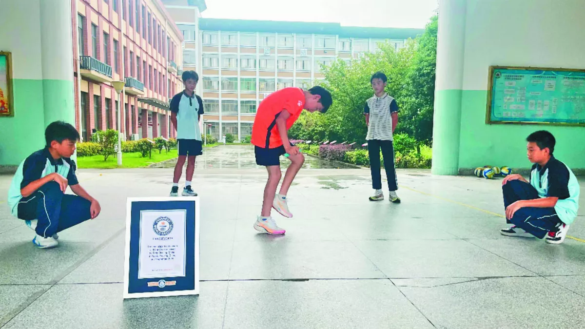 1分鐘跳繩382下  陸14歲童刷新金氏紀錄