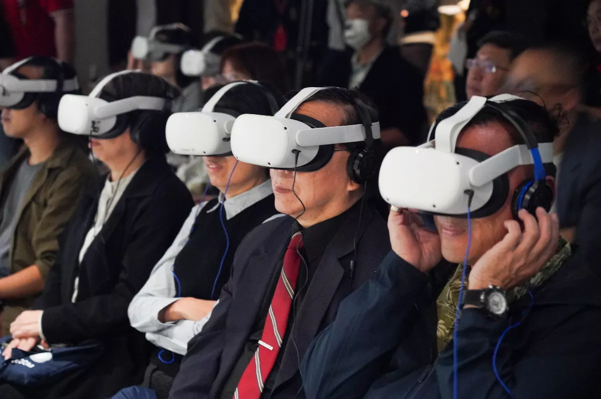 台博館打造智慧博物館 《憶起造舟》以環形投影與VR展現達悟文化
