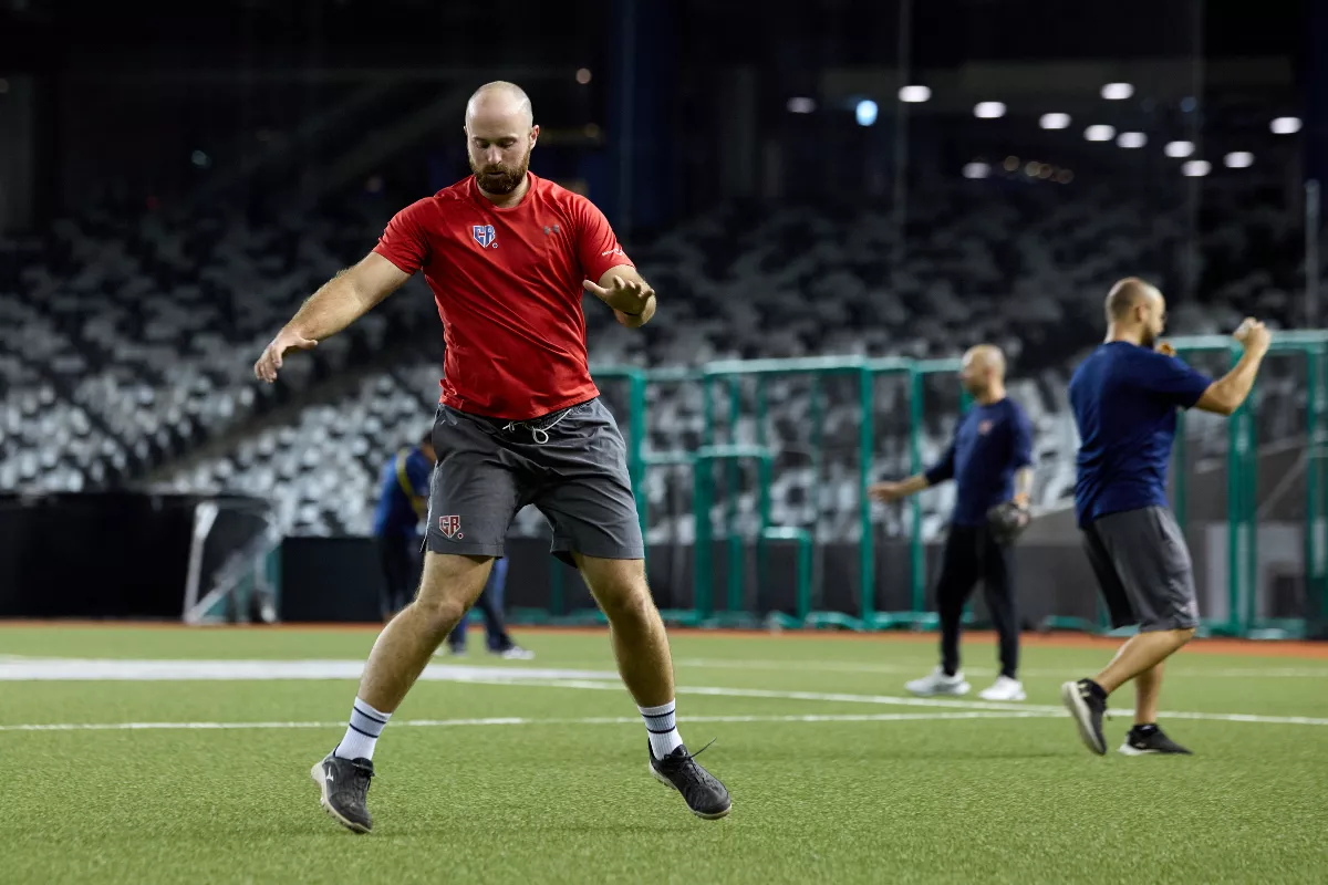 12強／捷克國家隊抵台  到訪台北大巨蛋讚嘆連連