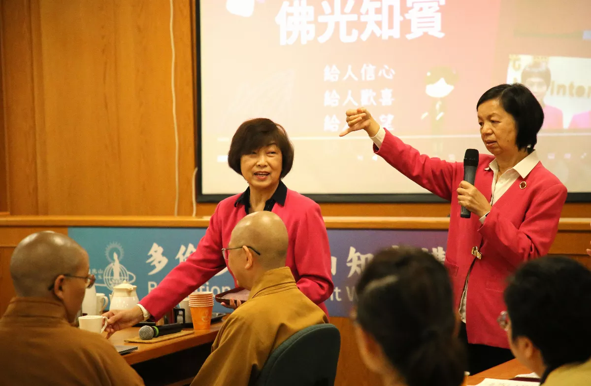 Fo Guang Shan Toronto Reception Volunteers Strengthen Skillful Means and Wisdom in Service