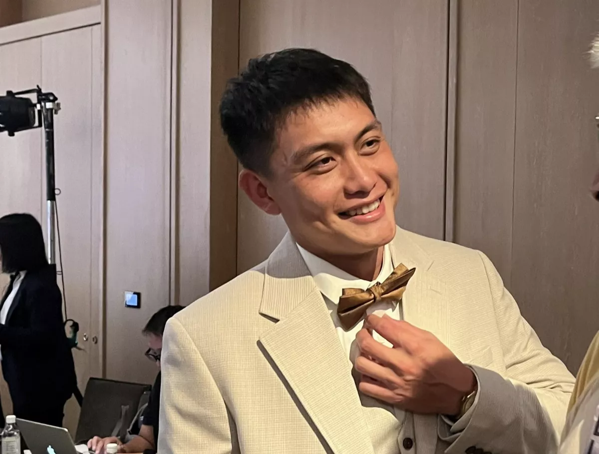 中職／從不以守備見長 劉基鴻拿金手套感謝劉榮華